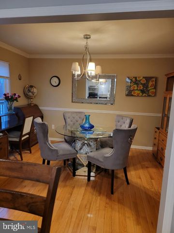 636 UPLAND ST, Pottstown, PA 19464