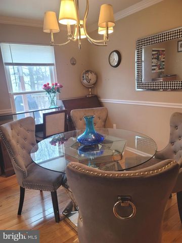 636 UPLAND ST, Pottstown, PA 19464