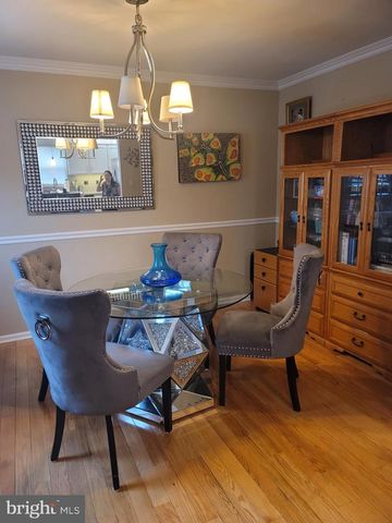 636 UPLAND ST, Pottstown, PA 19464