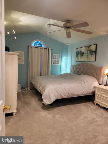 636 UPLAND ST, Pottstown, PA 19464