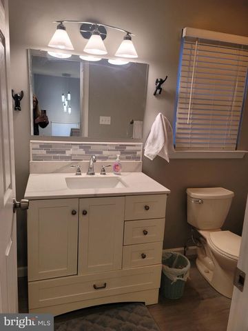 636 UPLAND ST, Pottstown, PA 19464