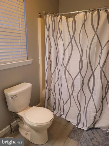 636 UPLAND ST, Pottstown, PA 19464