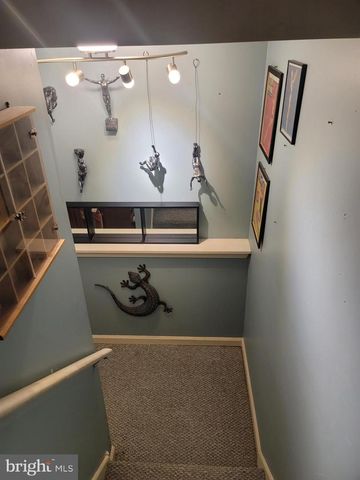 636 UPLAND ST, Pottstown, PA 19464