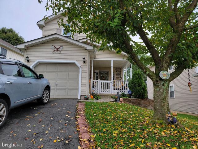 636 UPLAND ST, Pottstown, PA 19464