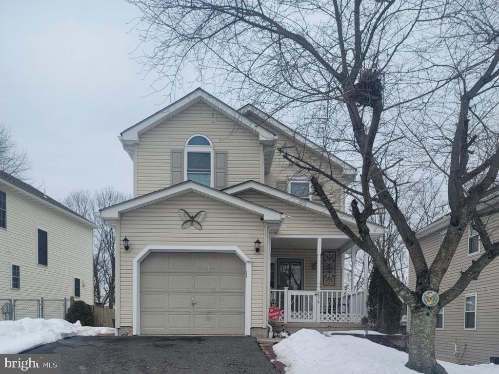 636 UPLAND ST, Pottstown, PA 19464