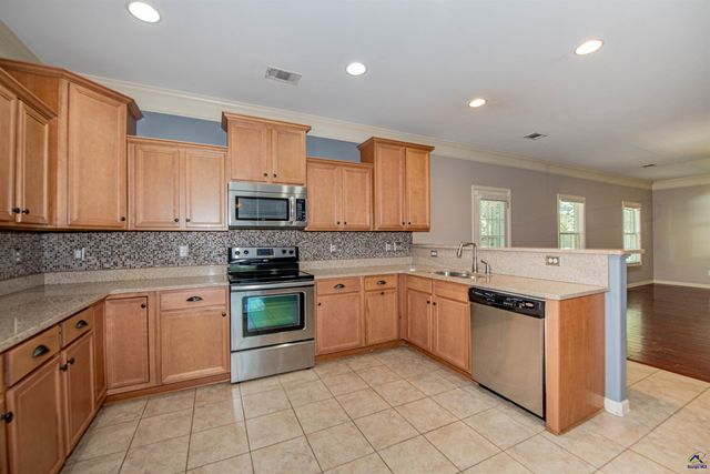 510 Cheshire Drive, Warner Robins, GA 31088