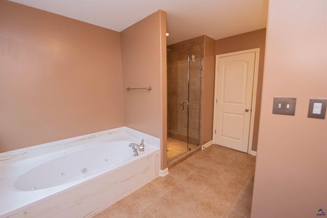 510 Cheshire Drive, Warner Robins, GA 31088