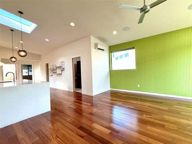 416 Starlight Village LOOP, Leander, TX 78641