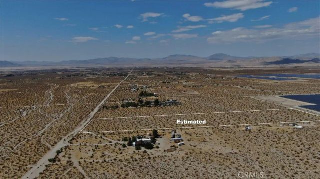 8001 Fairlane, Lucerne Valley, CA 92356