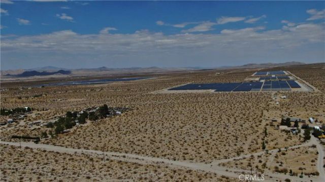 8001 Fairlane, Lucerne Valley, CA 92356