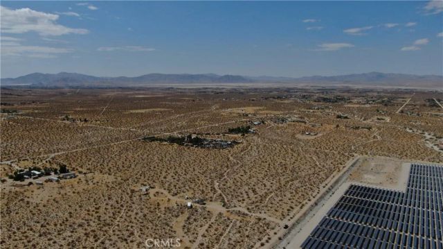8001 Fairlane, Lucerne Valley, CA 92356