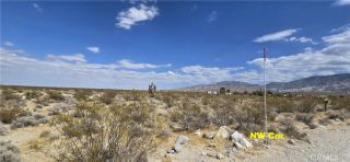 8001 Fairlane, Lucerne Valley, CA 92356