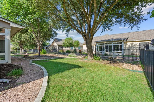 712 Texas DR, Georgetown, TX 78633