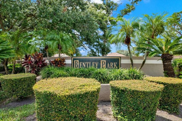 3213 MONTROSE CIRCLE, Palm Harbor, FL 34684