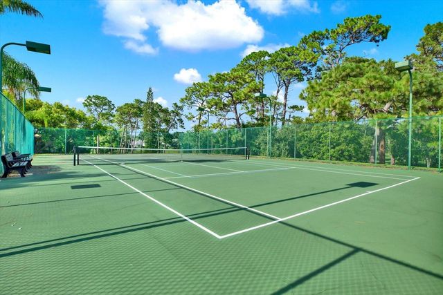 3213 MONTROSE CIRCLE, Palm Harbor, FL 34684