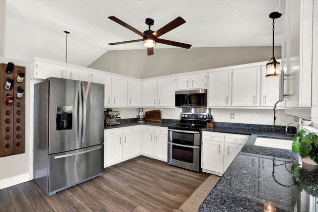 3213 MONTROSE CIRCLE, Palm Harbor, FL 34684