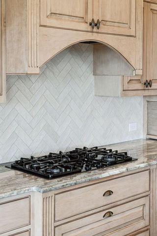 8 Seagrass Lane, Isle Of Palms, SC 29451