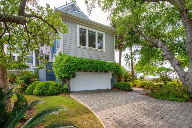 8 Seagrass Lane, Isle Of Palms, SC 29451