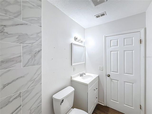 202 FERNWOOD STREET, Leesburg, FL 34748