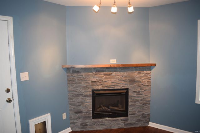 933 Tulip Avenue, Evansville, IN 47711