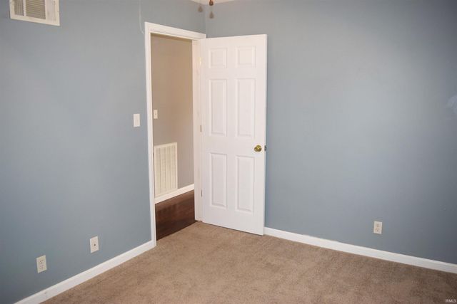 933 Tulip Avenue, Evansville, IN 47711