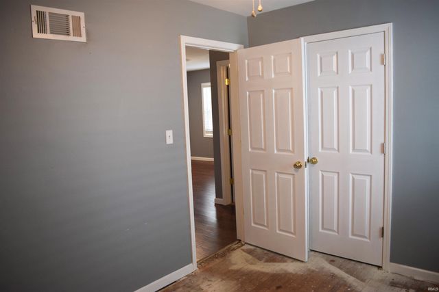 933 Tulip Avenue, Evansville, IN 47711