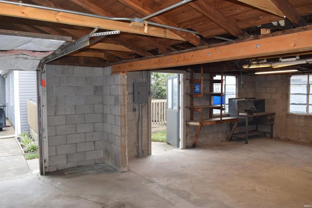 933 Tulip Avenue, Evansville, IN 47711