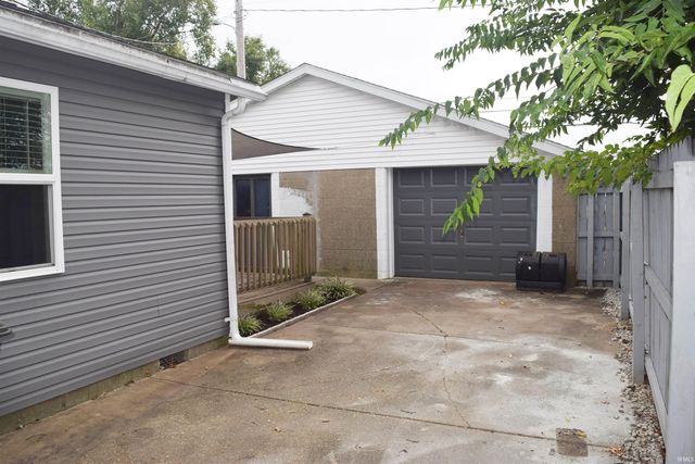 933 Tulip Avenue, Evansville, IN 47711