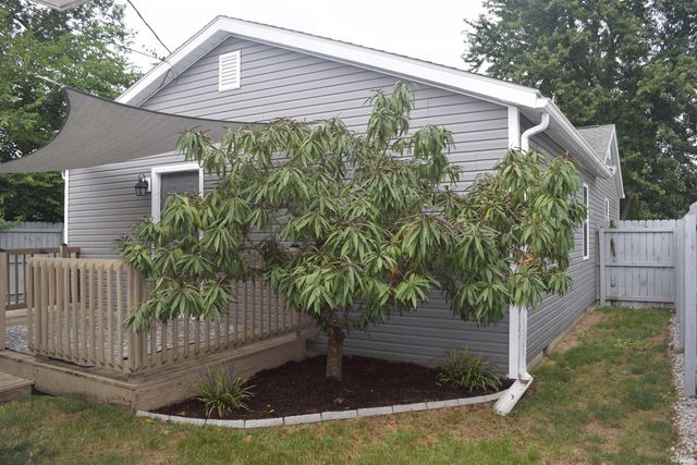 933 Tulip Avenue, Evansville, IN 47711