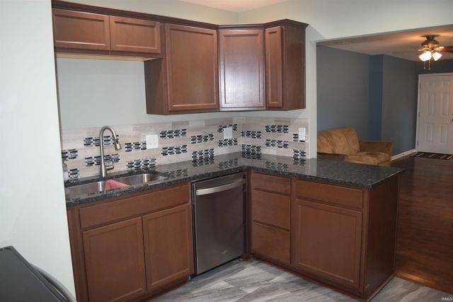 933 Tulip Avenue, Evansville, IN 47711