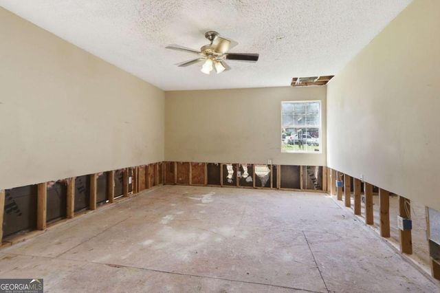 627 Sandys Lane SE, Atlanta, GA 30354