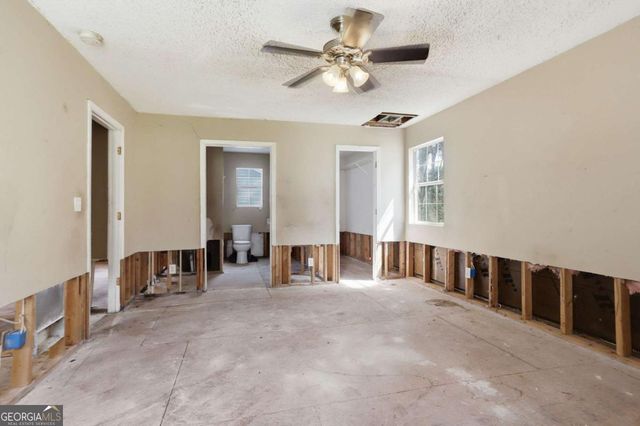 627 Sandys Lane SE, Atlanta, GA 30354