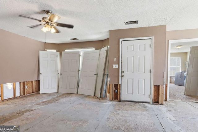 627 Sandys Lane SE, Atlanta, GA 30354