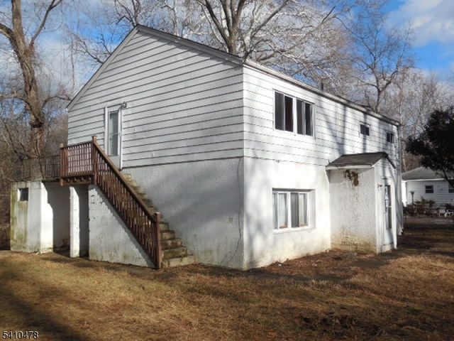 221 Boulevard Dr, Wayne Twp., NJ 07470