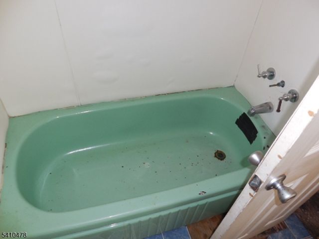 221 Boulevard Dr, Wayne Twp., NJ 07470