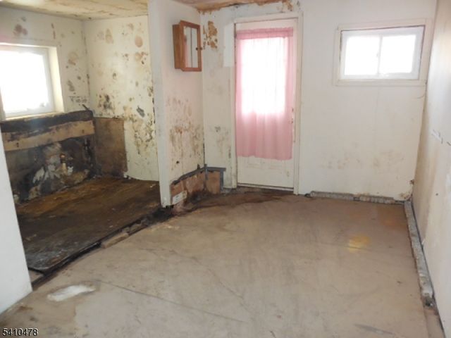 221 Boulevard Dr, Wayne Twp., NJ 07470