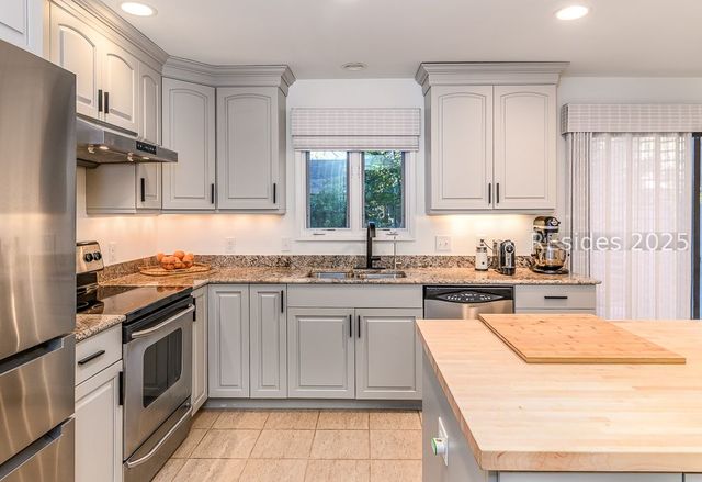 29 Barony Ln, Hilton Head Island, SC 29928