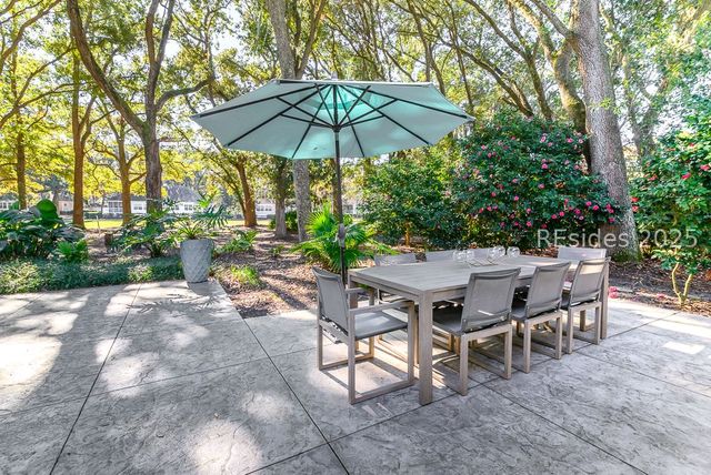 29 Barony Ln, Hilton Head Island, SC 29928