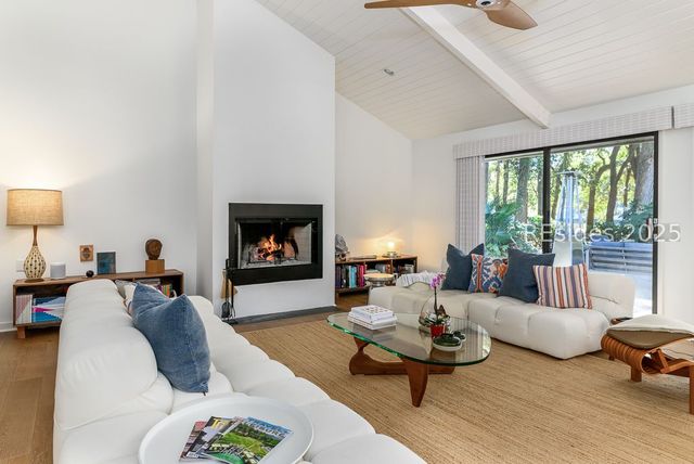 29 Barony Ln, Hilton Head Island, SC 29928