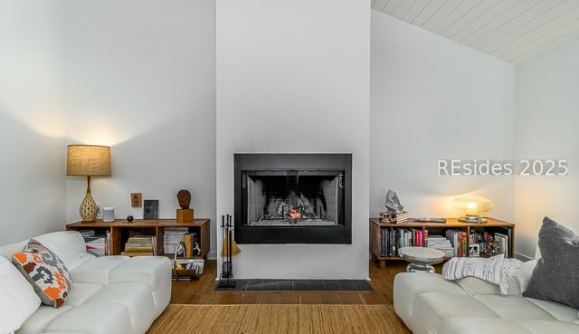 29 Barony Ln, Hilton Head Island, SC 29928