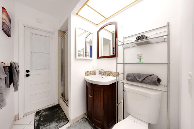 2102 NE 68th Street, Fort Lauderdale, FL 33308