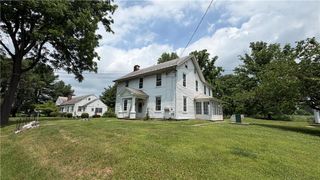 1713 Sullivan Trail 1713, Forks Twp, PA 18040