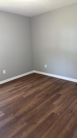 159 Hesselly Rd, Decherd, TN 37324