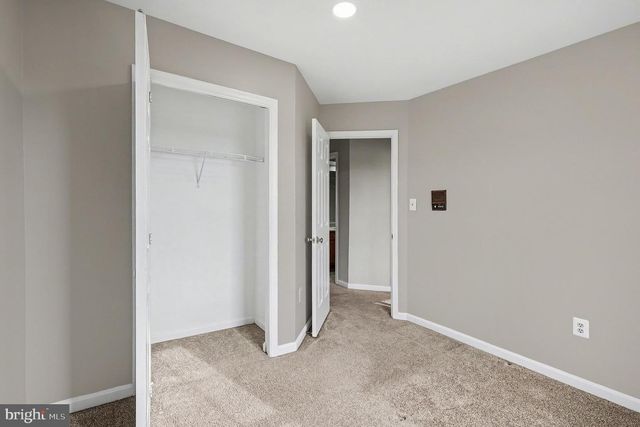 2003 PADDLE BOAT LN, Woodbridge, VA 22192