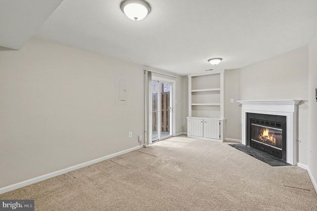 2003 PADDLE BOAT LN, Woodbridge, VA 22192