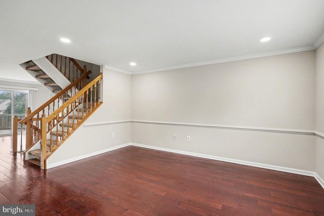 2003 PADDLE BOAT LN, Woodbridge, VA 22192