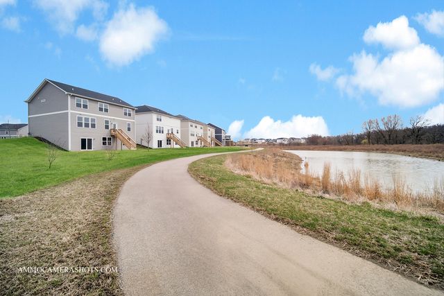 1398 Kessler Drive, Mundelein, IL 60060