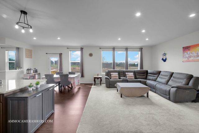 1398 Kessler Drive, Mundelein, IL 60060