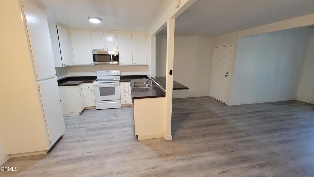 Image 3 of property listing at 1300 Saratoga Avenue 807, Ventura, CA 93003