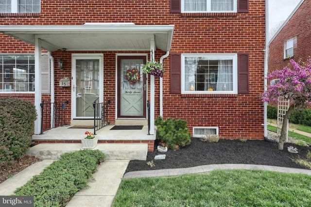 37 S 8TH ST, Columbia, PA 17512